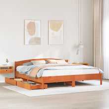 Bedframe zonder matras massief grenenhout wasbruin 200x200 cm