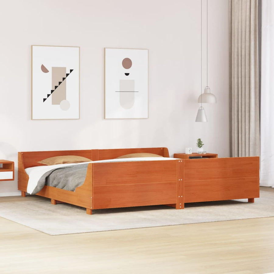 Bedframe zonder matras massief grenenhout wasbruin 200x200 cm