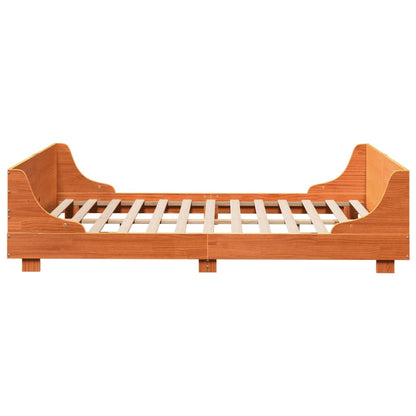 Bedframe zonder matras massief grenenhout wasbruin 140x200 cm
