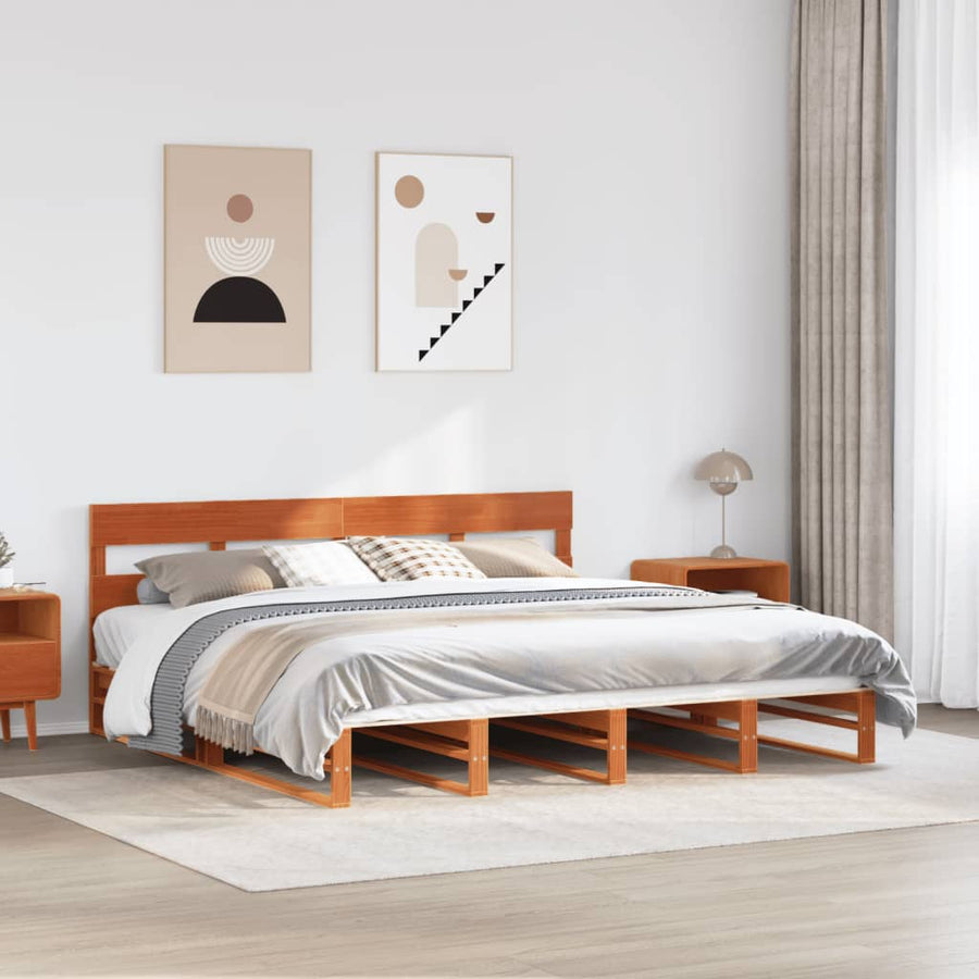 Bedframe zonder matras massief grenenhout wasbruin 200x200 cm