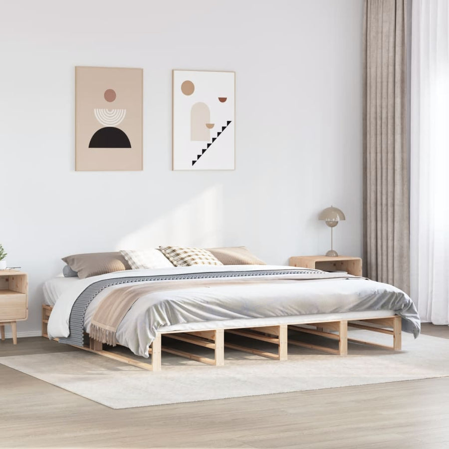 Bedframe massief grenenhout 200x200 cm