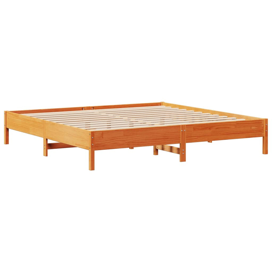 Bedframe zonder matras massief grenenhout wasbruin 200x200 cm