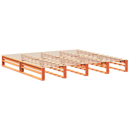 Bedframe zonder matras massief grenenhout wasbruin 200x200 cm