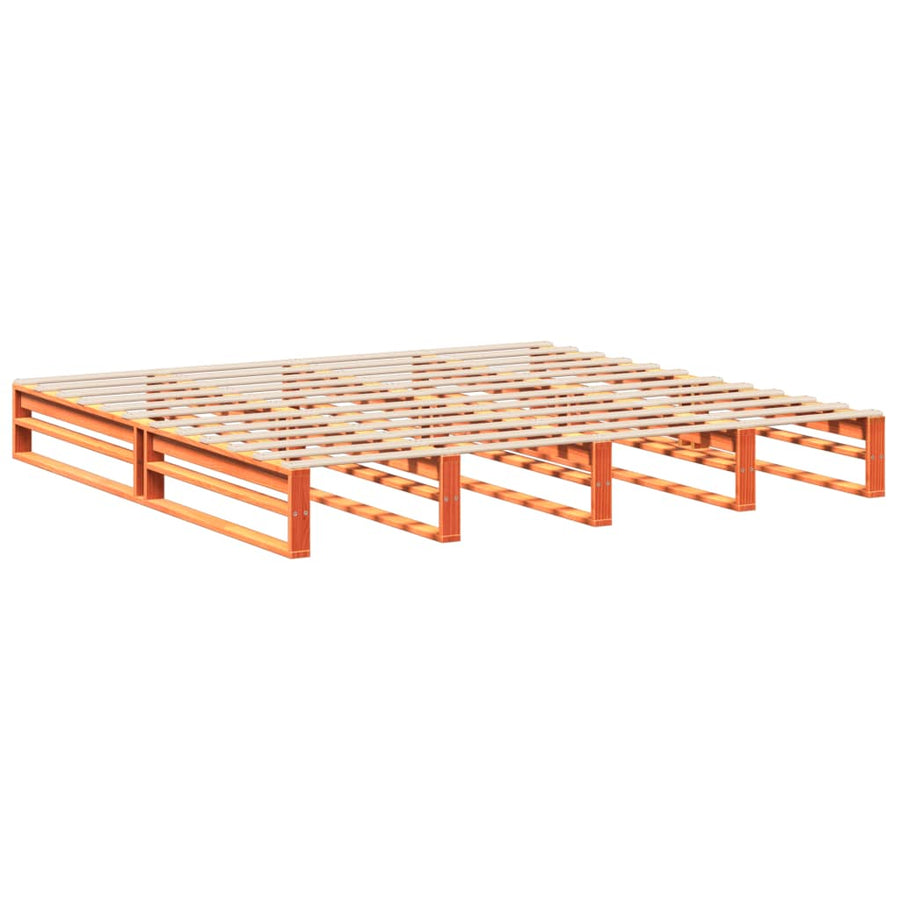 Bedframe zonder matras massief grenenhout wasbruin 200x200 cm