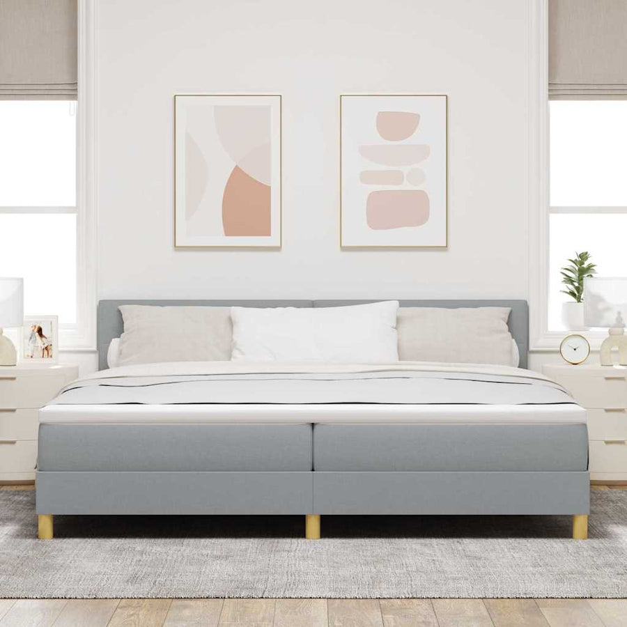 Boxspringbed met kussen Lichtgrijs 200 x 200 cm Stof
