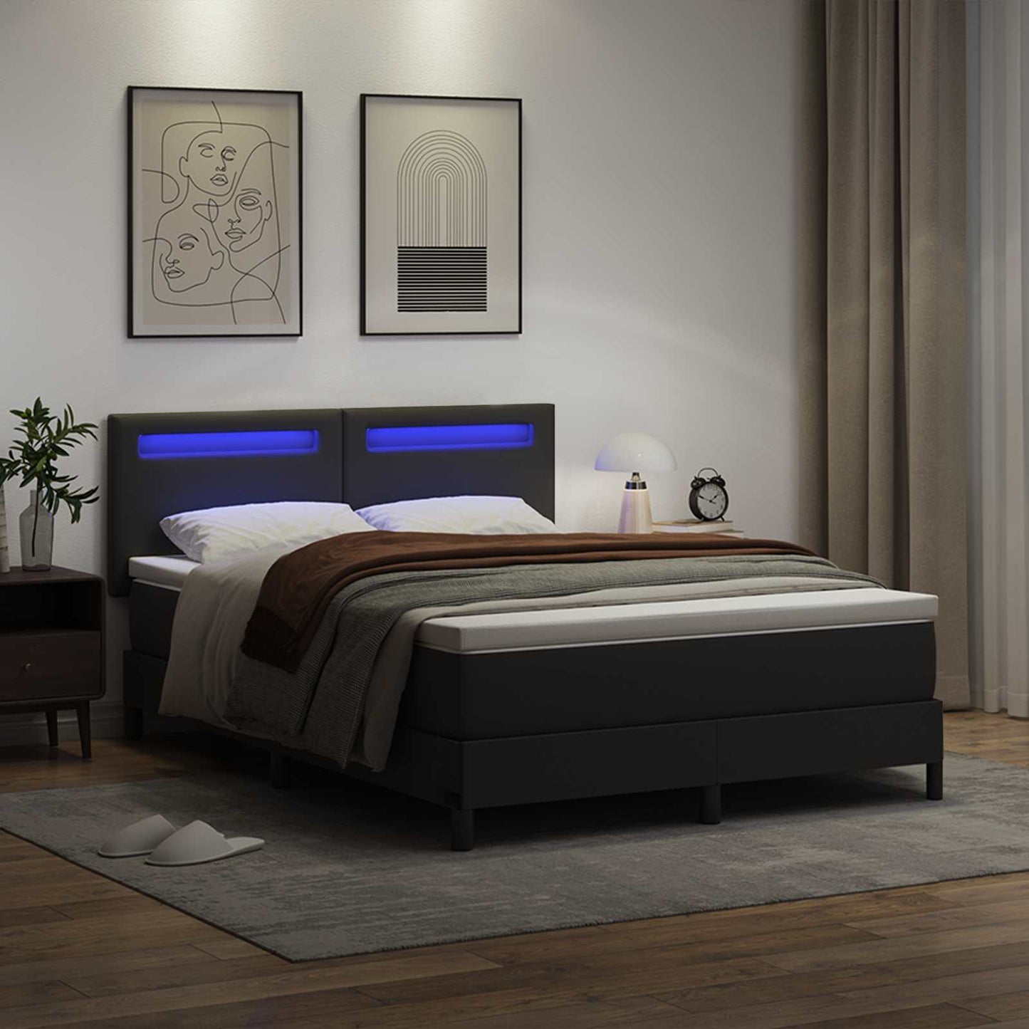 Boxspringbed met matras Zwart 160 x 200 cm Kunstleer