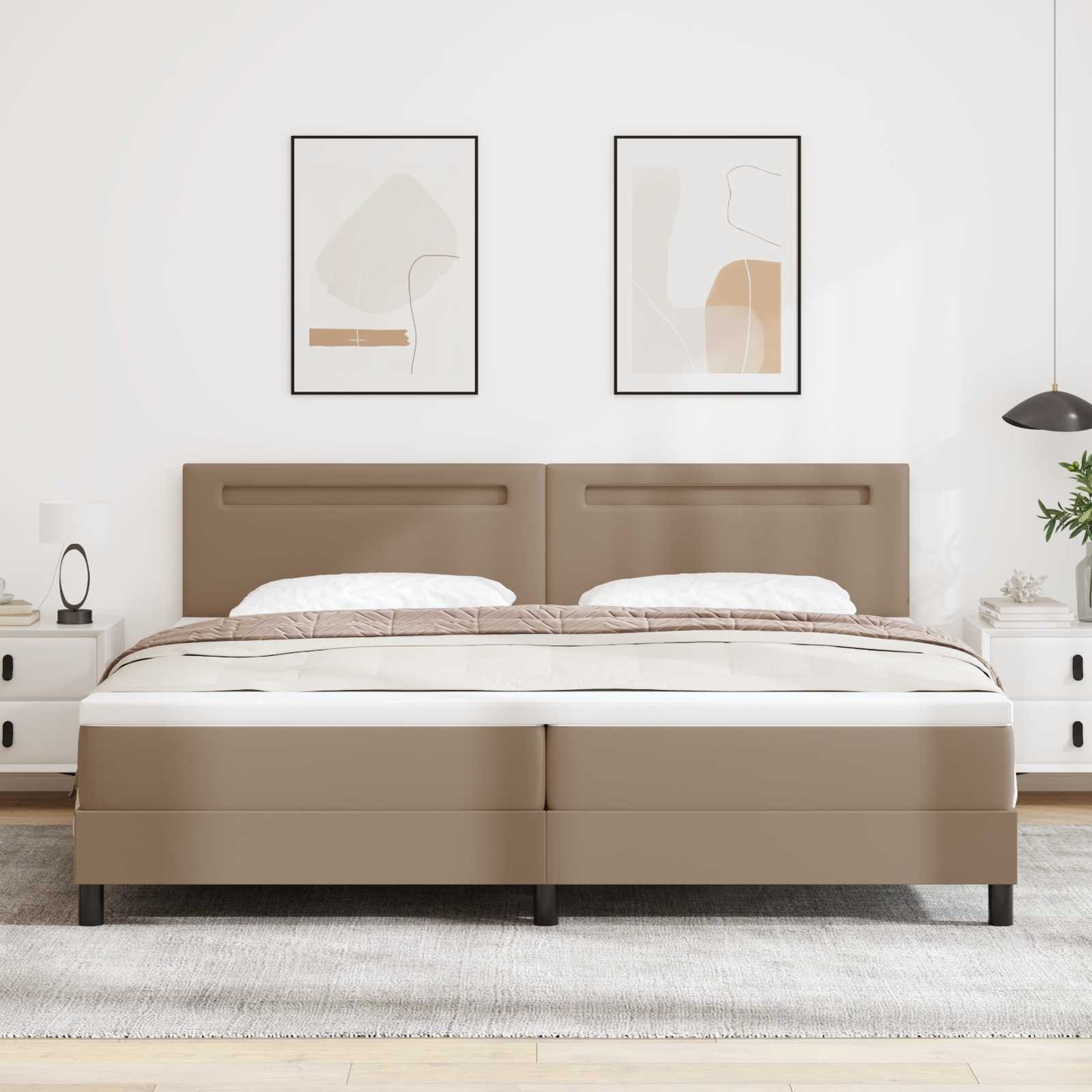 Boxspringbed met matras Cappuccino 200 x 200 cm Kunstleer