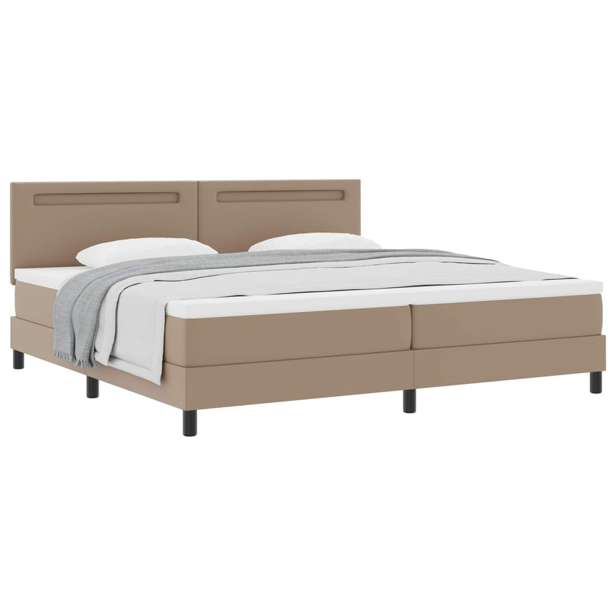 Boxspringbed met matras Cappuccino 200 x 200 cm Kunstleer