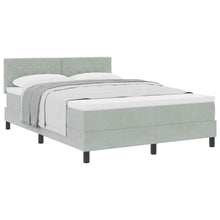 Boxspringbed met matras Lichtgrijs 140 x 200 cm Fluweel