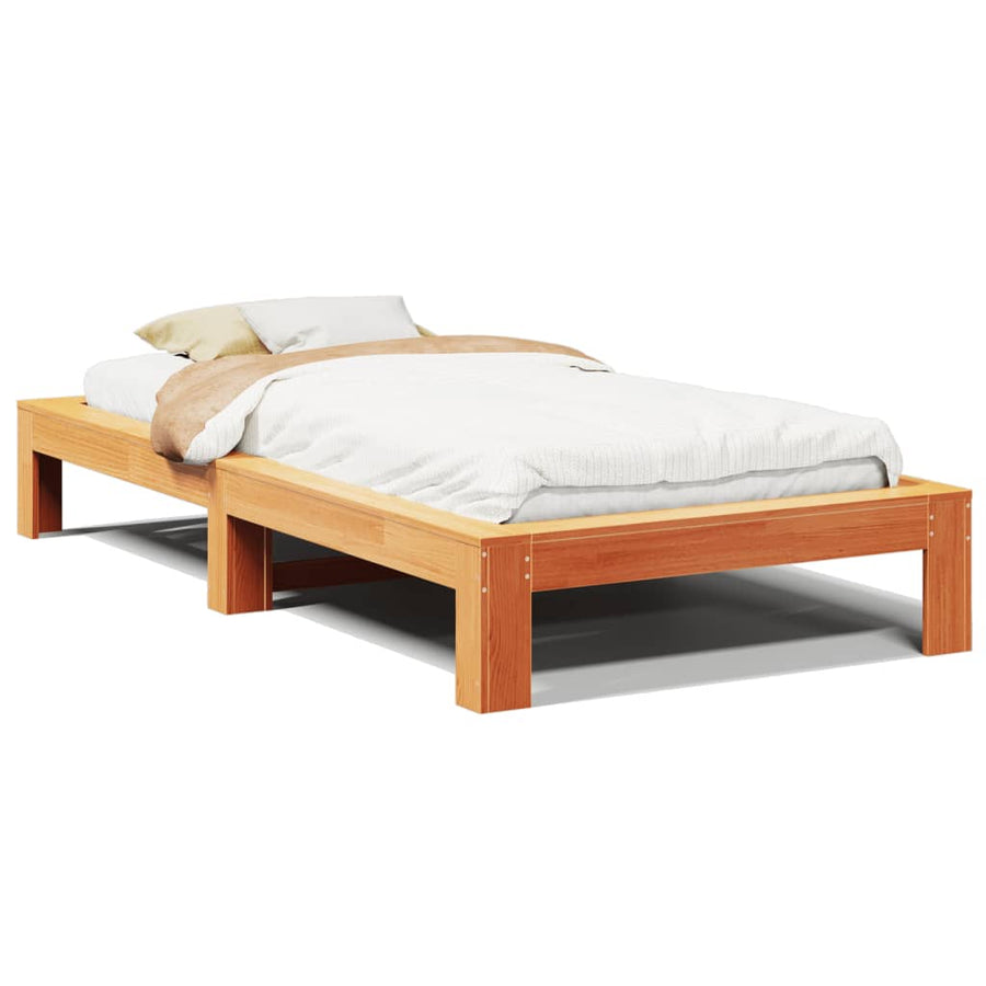 Bedframe zonder matras massief grenenhout wasbruin 90x200 cm