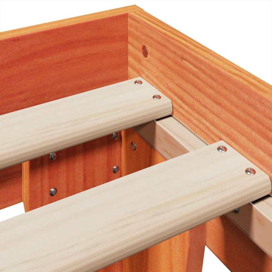 Bedframe zonder matras massief grenenhout wasbruin 150x200 cm