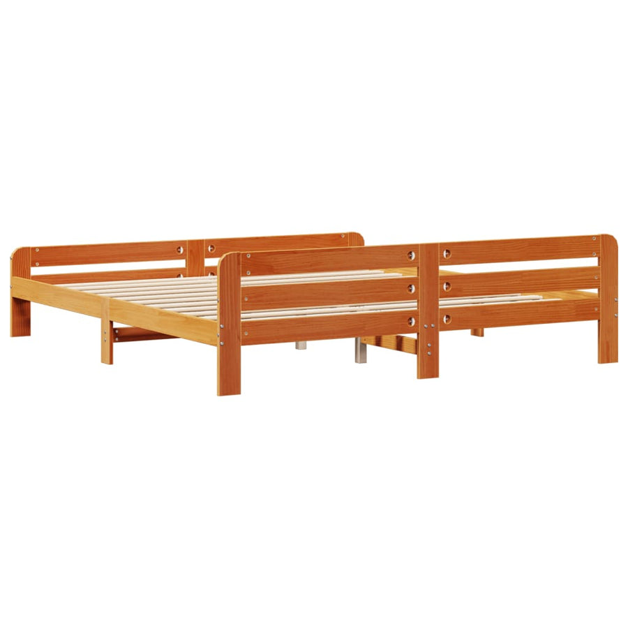 Bedframe zonder matras massief grenenhout wasbruin 200x200 cm