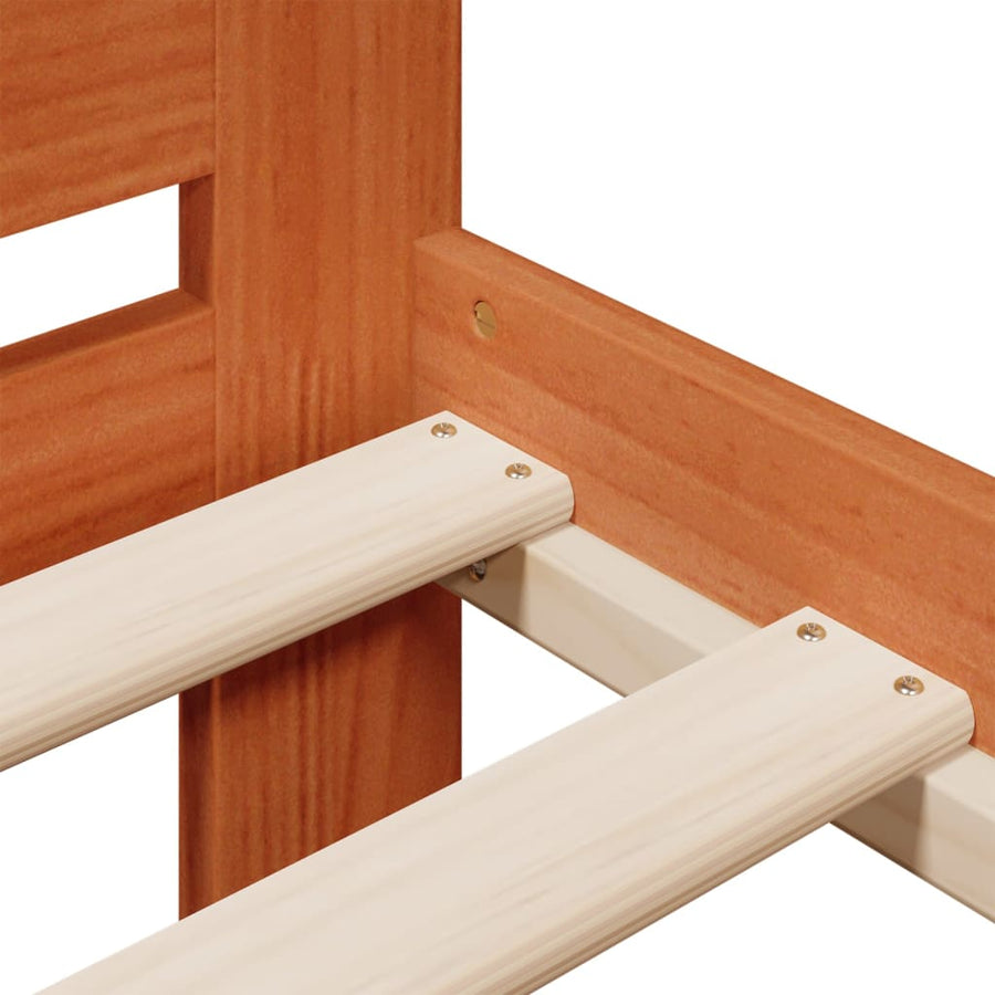 Bedframe zonder matras massief grenenhout wasbruin 200x200 cm