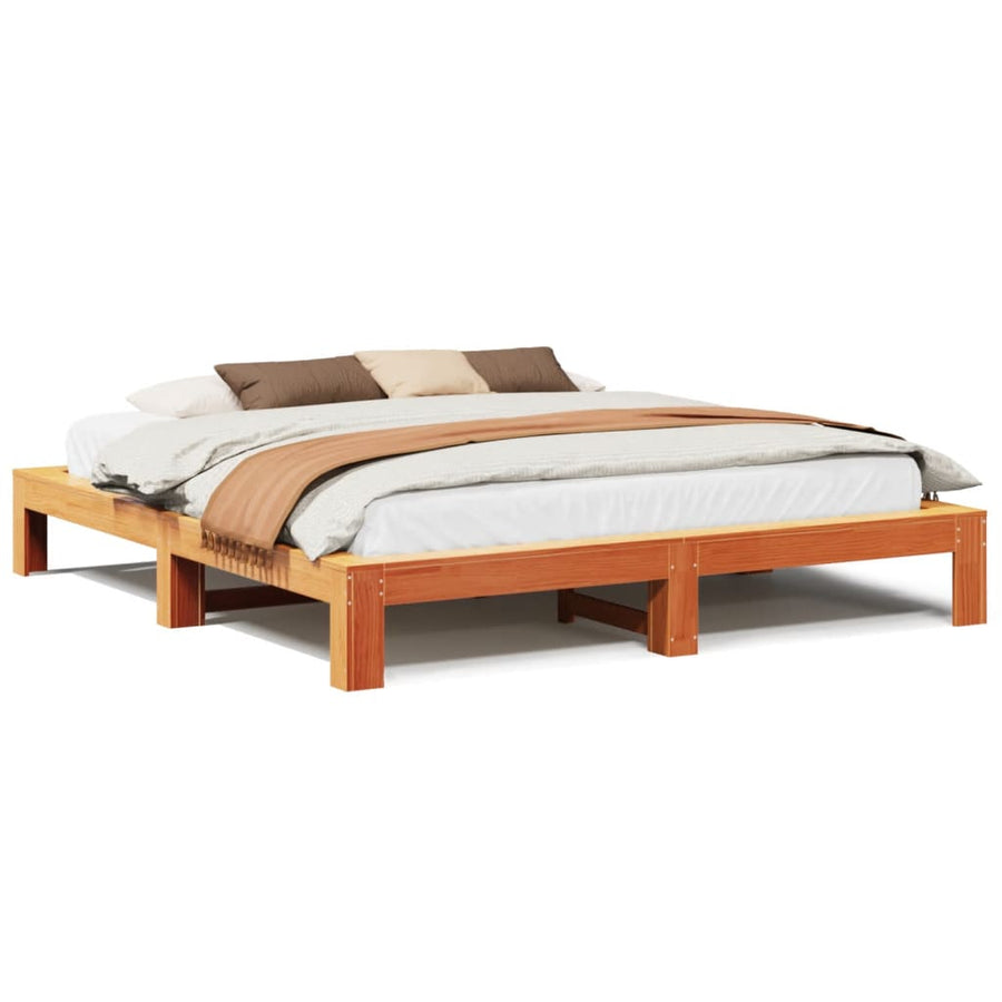 Bedframe zonder matras massief grenenhout wasbruin 200x200 cm