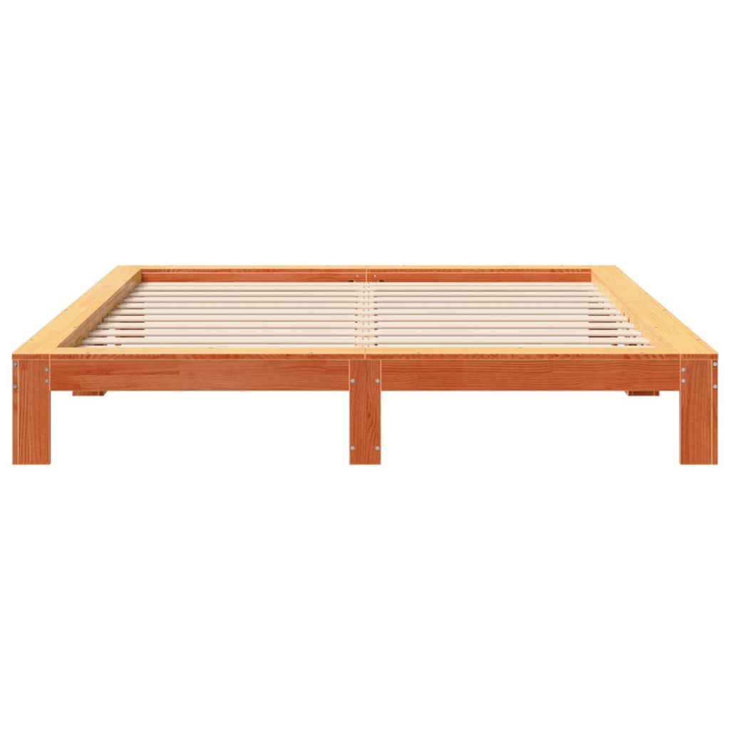 Bedframe zonder matras massief grenenhout wasbruin 200x200 cm