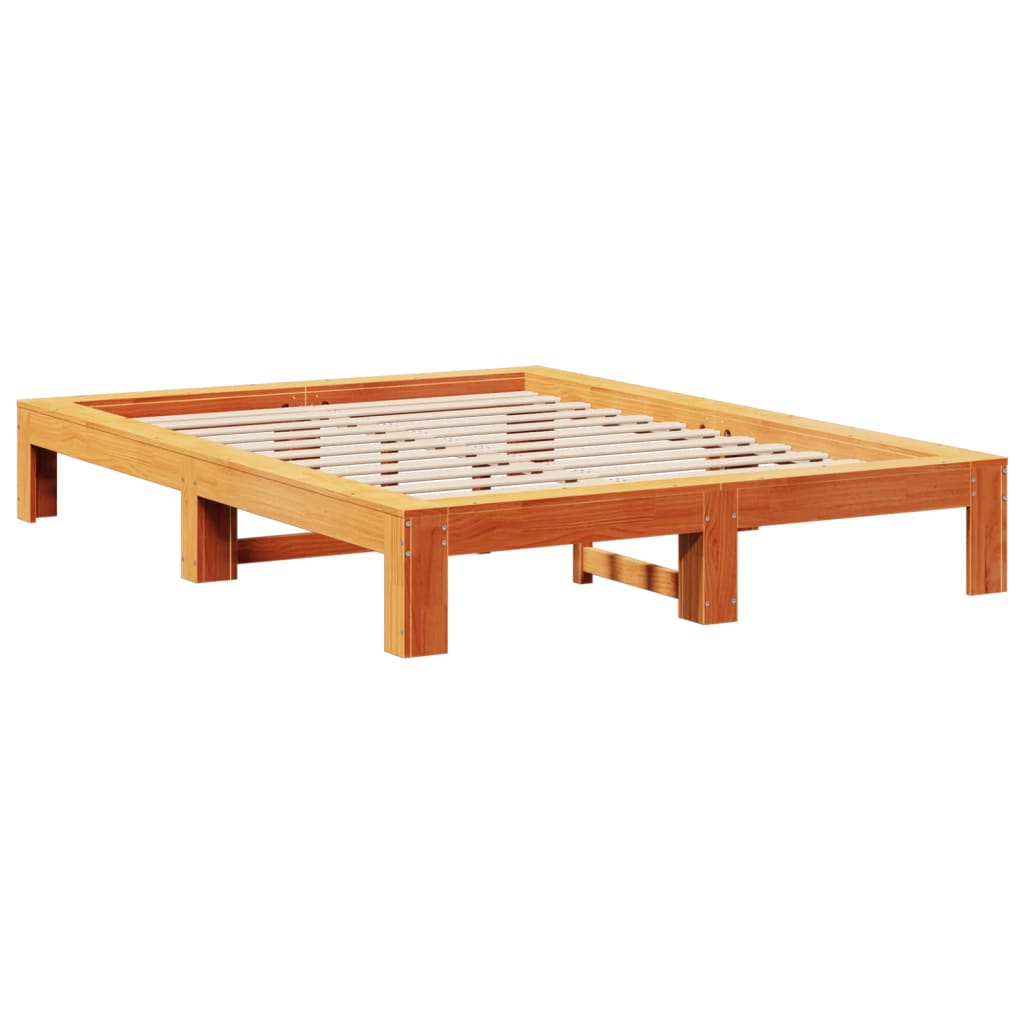 Bedframe zonder matras massief grenenhout wasbruin 135x190 cm