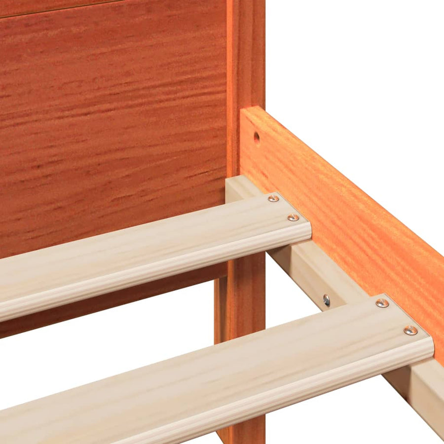 Bedframe zonder matras massief grenenhout wasbruin 150x200 cm