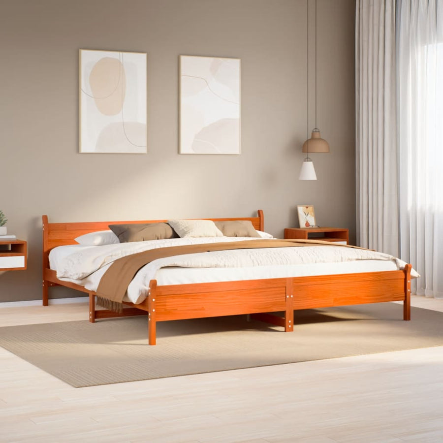 Bedframe zonder matras massief grenenhout wasbruin 200x200 cm
