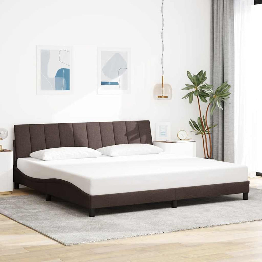 Bedframe zonder matras stof donkerbruin 200x200 cm