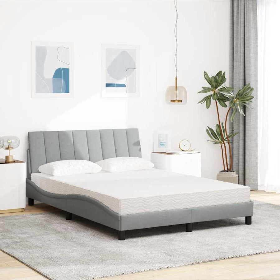 Bed met matras stof lichtgrijs 120x200 cm