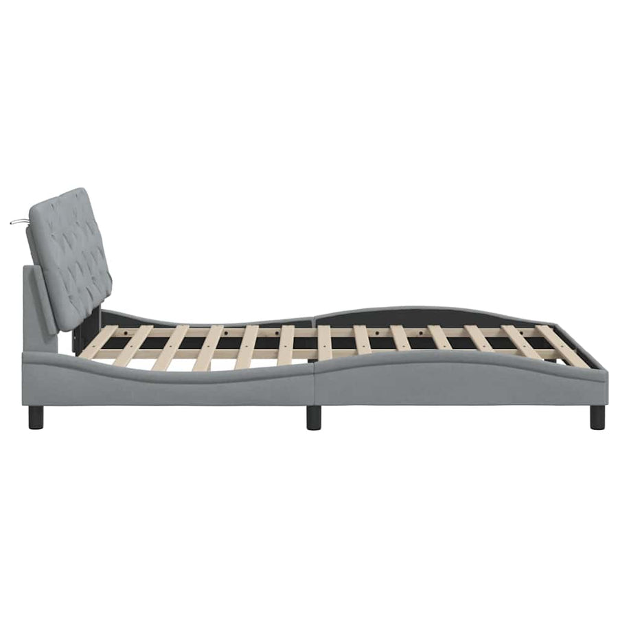 Bedframe met LED zonder matras stof 140x200 cm lichtgrijs