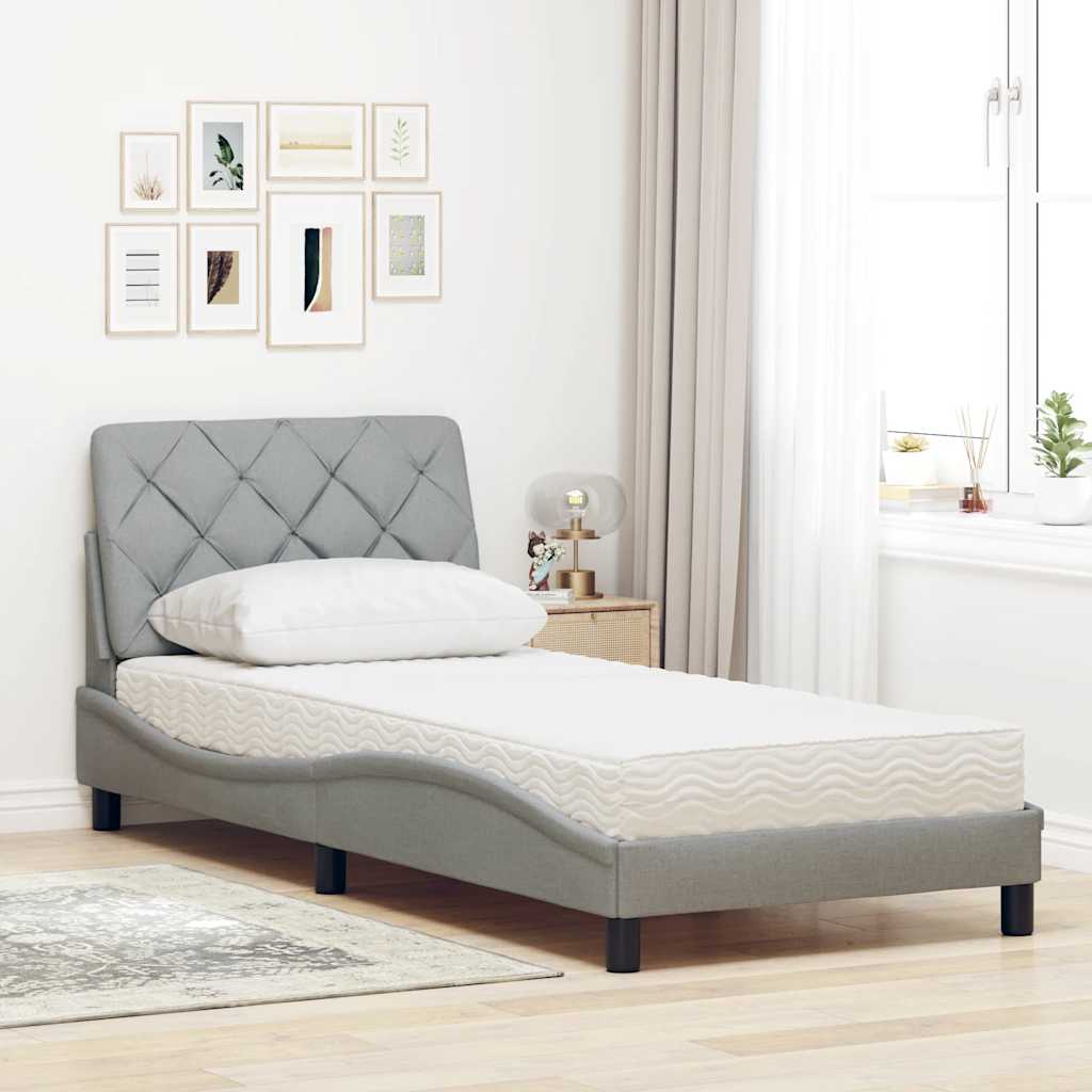 Bed met matras stof lichtgrijs 80x200 cm