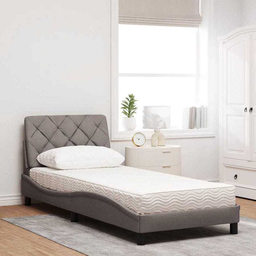 Bed met matras stof taupe 80x200 cm