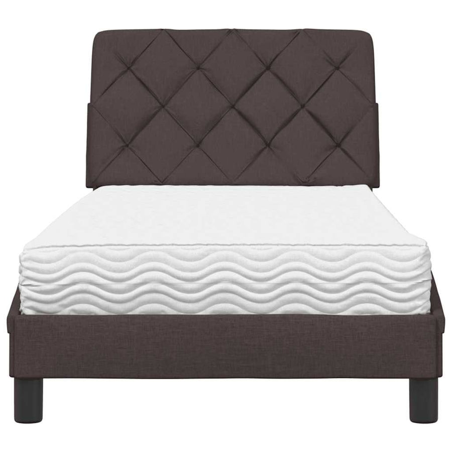 Bed met matras stof donkerbruin 90x200 cm