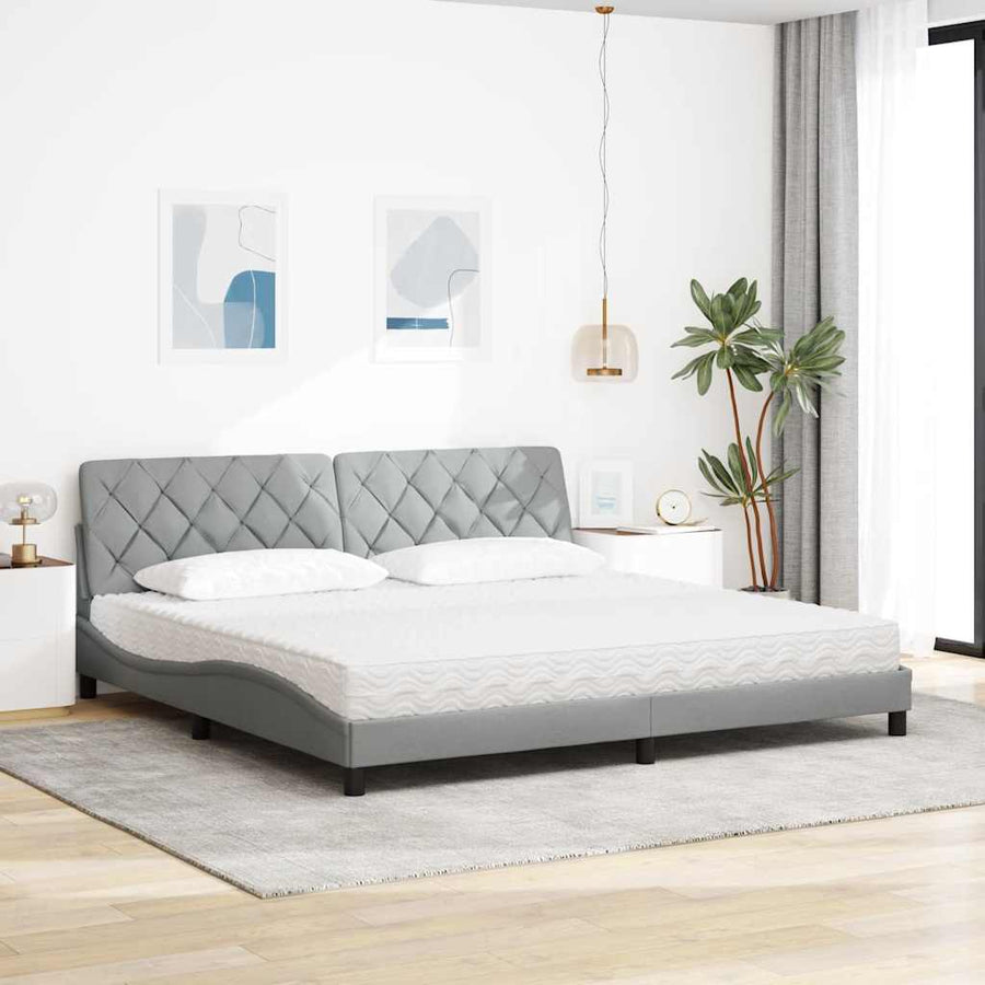 Bed met matras stof lichtgrijs 200x200 cm