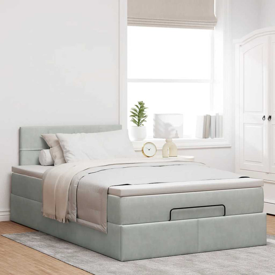 Ottoman bed met matras en LED's 120x200 cm fluweel lichtgrijs
