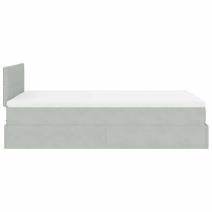 Ottoman bed met matras en LED's 120x200 cm fluweel lichtgrijs