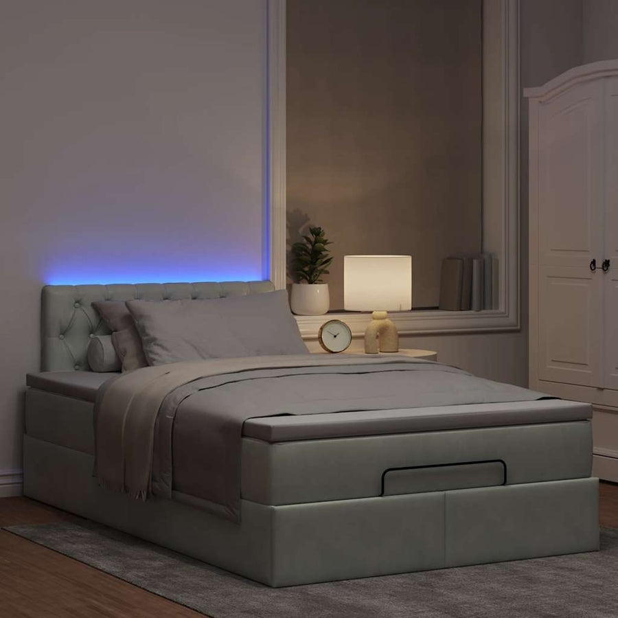 Ottoman bed met matras en LED's 120x200 cm fluweel lichtgrijs
