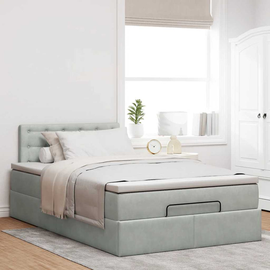 Ottoman bed met matras en LED's 120x200 cm fluweel lichtgrijs
