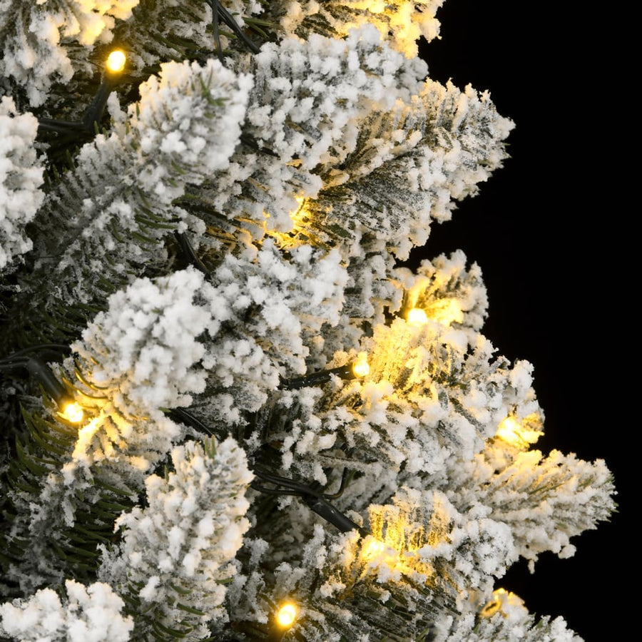 Kunstkerstboom Met 150 Led's En Sneeuw 120 cm