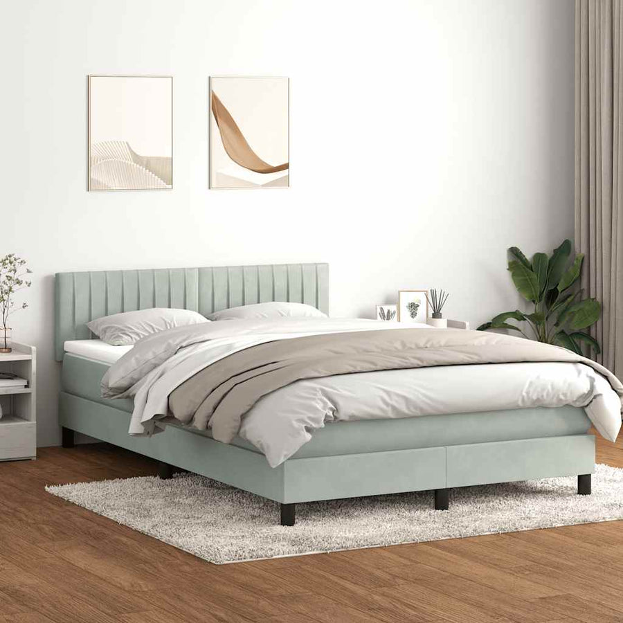 Boxspring met matras en LED fluweel lichtgrijs 160x210 cm