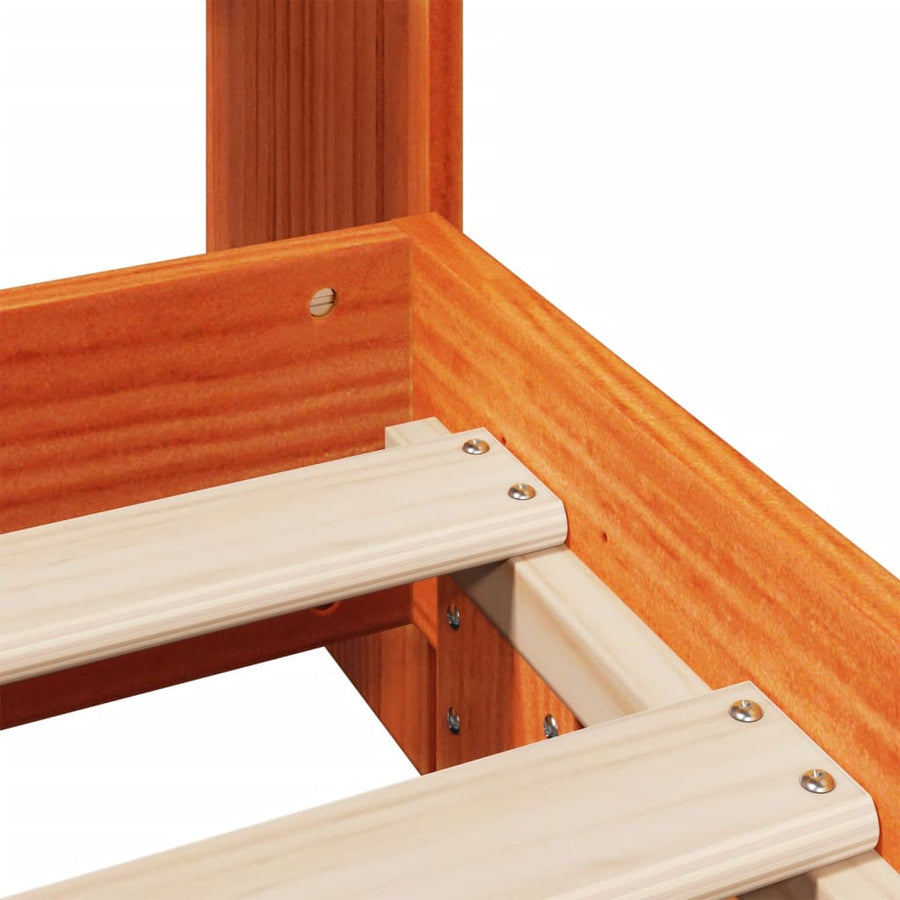 Bedframe zonder matras massief grenenhout wasbruin 100x200 cm