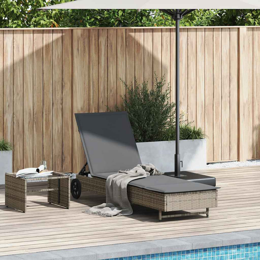 Ligbed met wielen en kussen poly rattan grijs