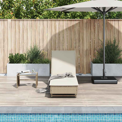 Ligbed met wielen en kussen poly rattan beige