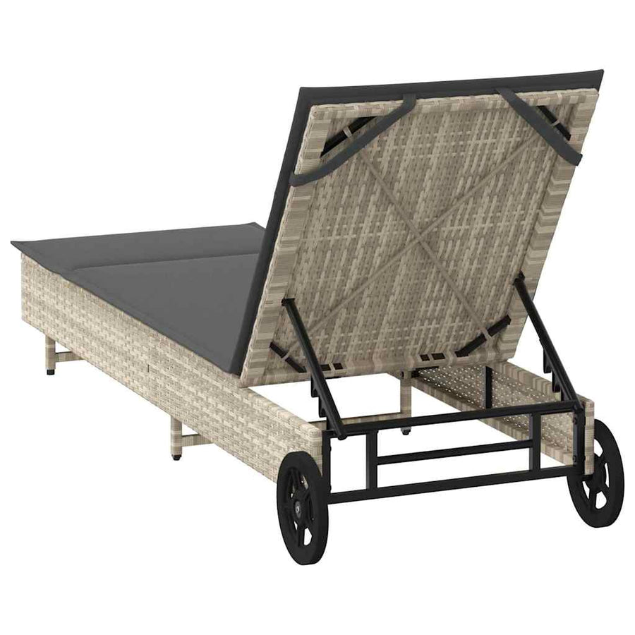 Ligbed met wielen en kussens poly rattan lichtgrijs