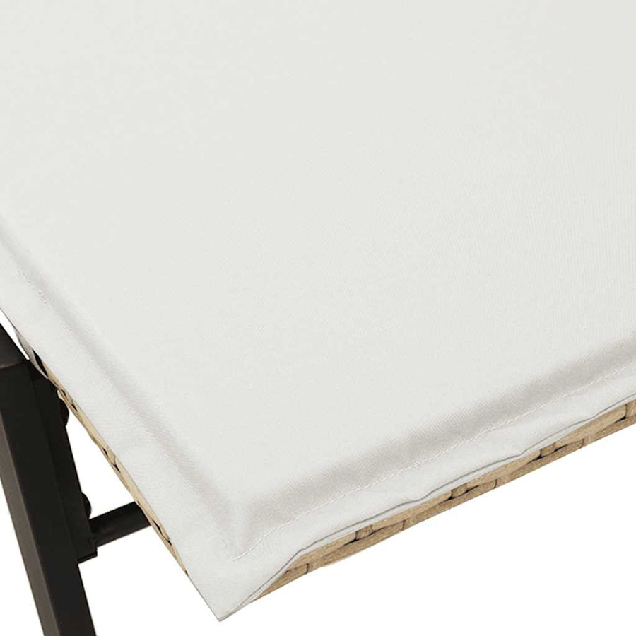 Ligstoel met kussen beige polyrotan