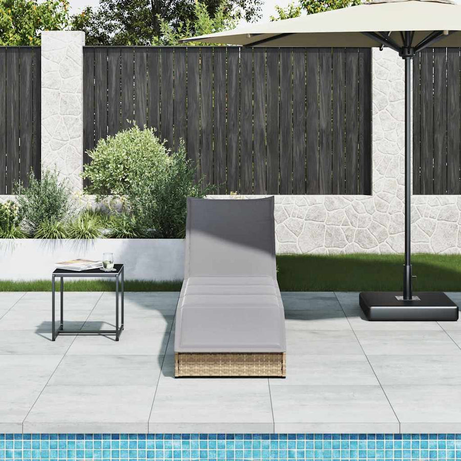 Ligstoel inklapbaar met kussen opbergruimte poly rattan beige