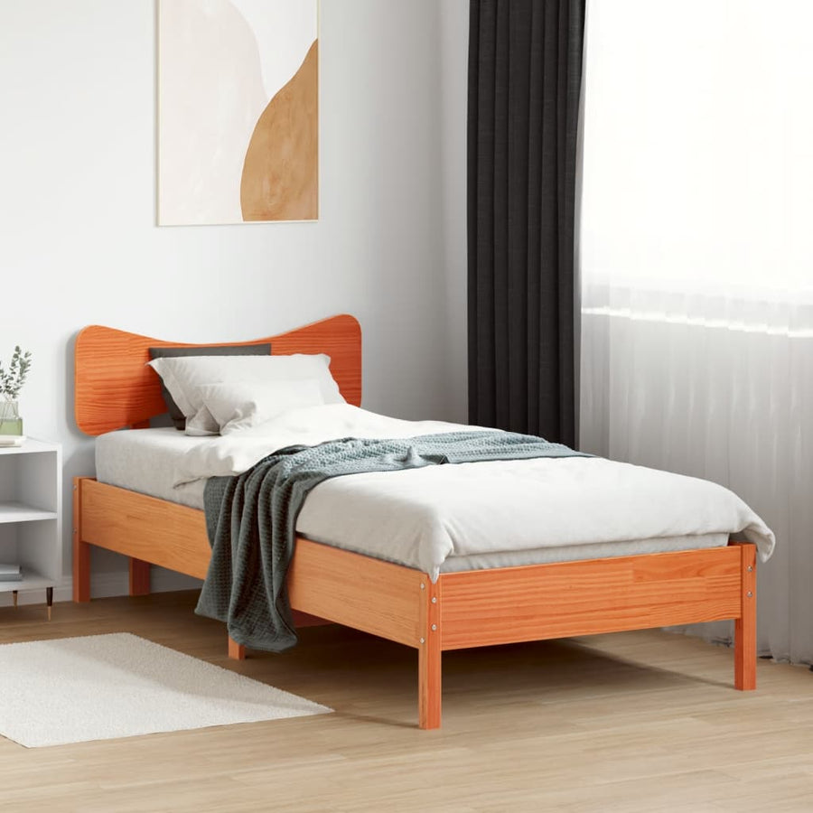 Bedframe zonder matras massief grenenhout wasbruin 100x200 cm