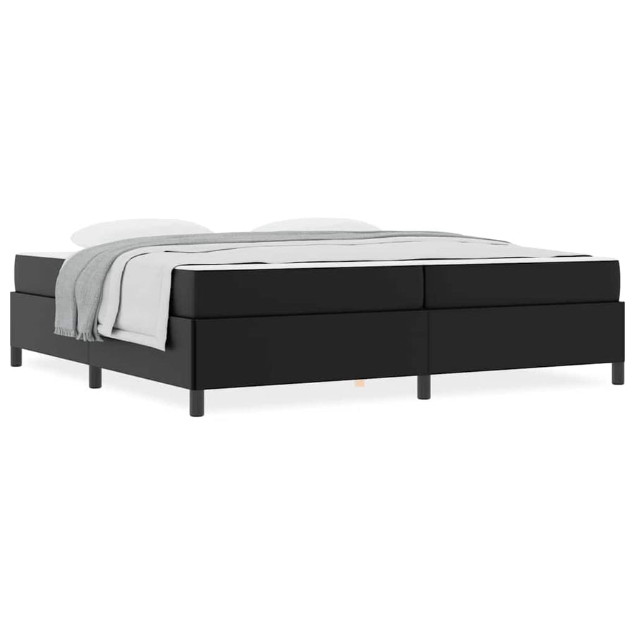 Bedframe met matras Zwart 200 x 200 cm Kunstleer