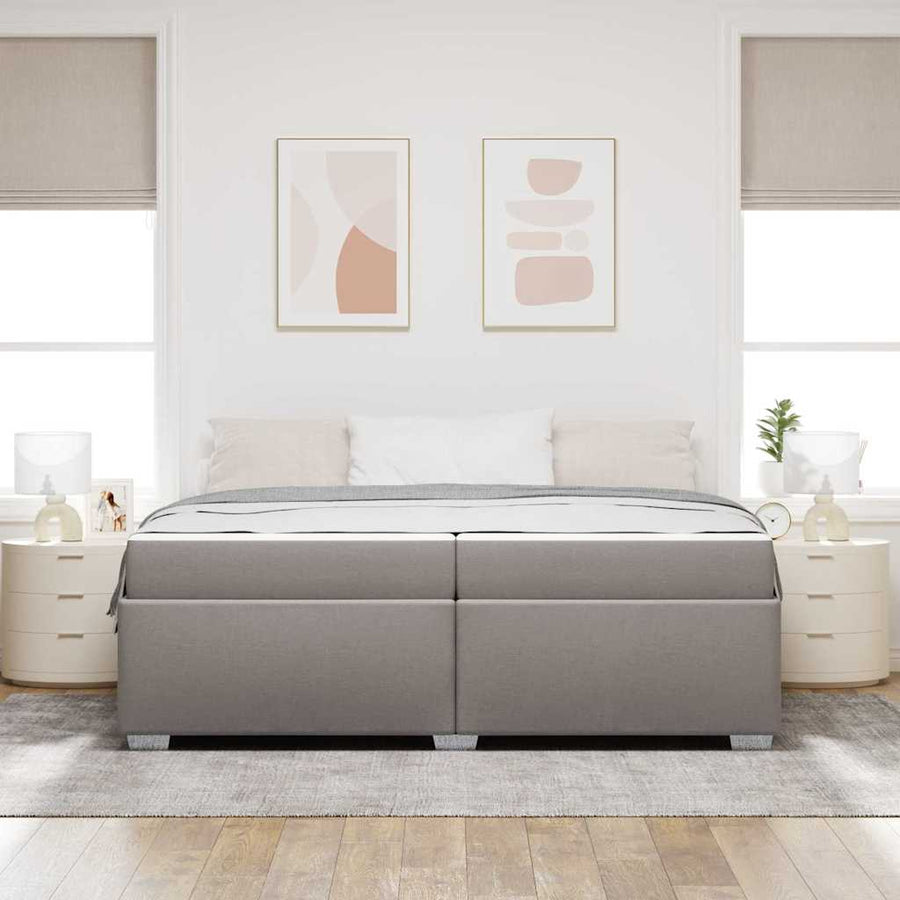 Bedframe met matras Taupe 200 x 200 cm Stof