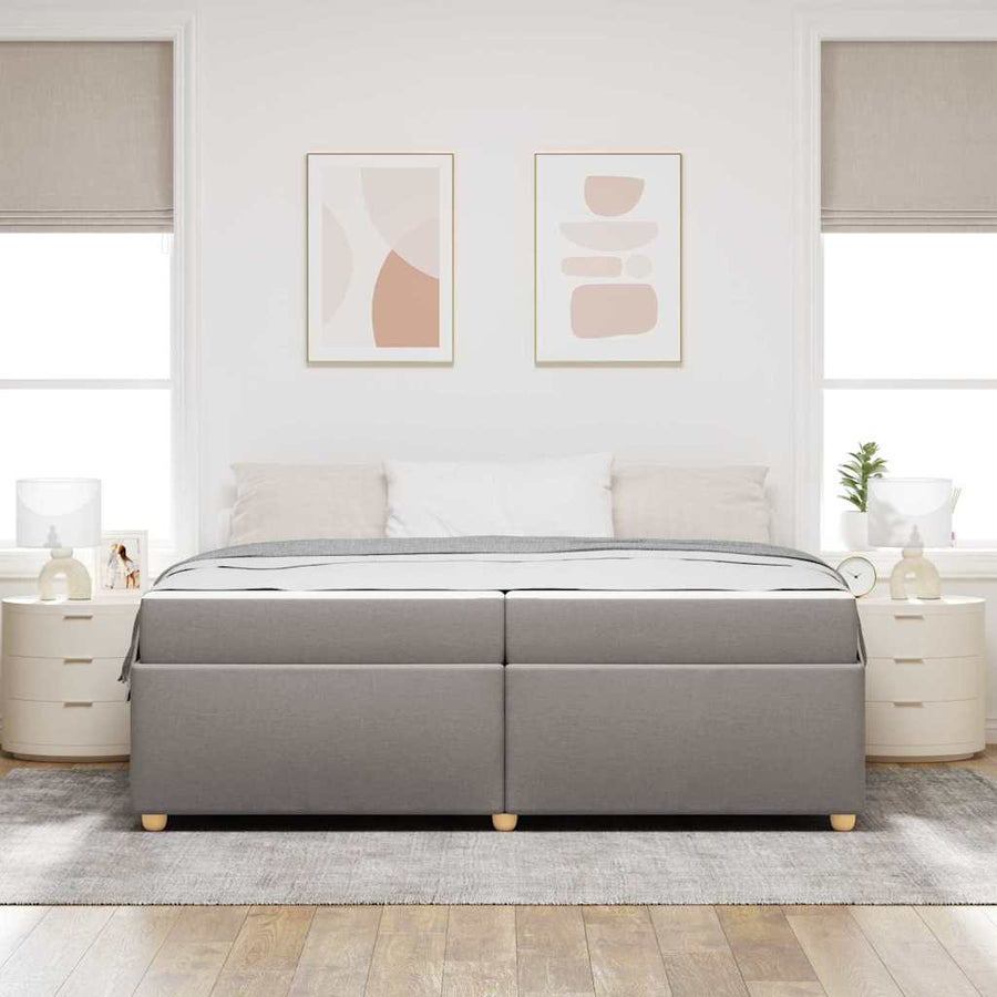 Bedframe met matras Taupe 200 x 200 cm Stof