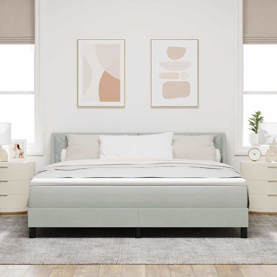 Boxspringbed met matras Lichtgrijs 200 x 180 cm Polyester
