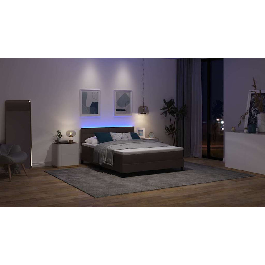 Boxspring bed met matras met LED Donkerbruin 140 x 200 cm Stof