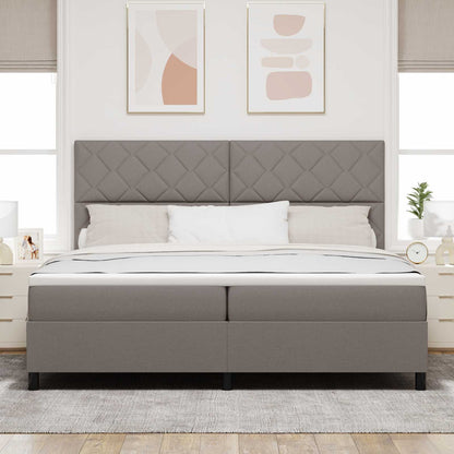 Boxspring bed met LED-stripverlichting Taupe 200 x 200 cm Stof