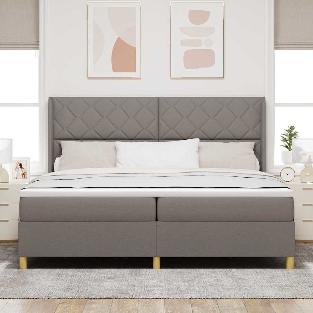 Boxspringbed met LED-stripverlichting Taupe 200 x 200 cm Stof