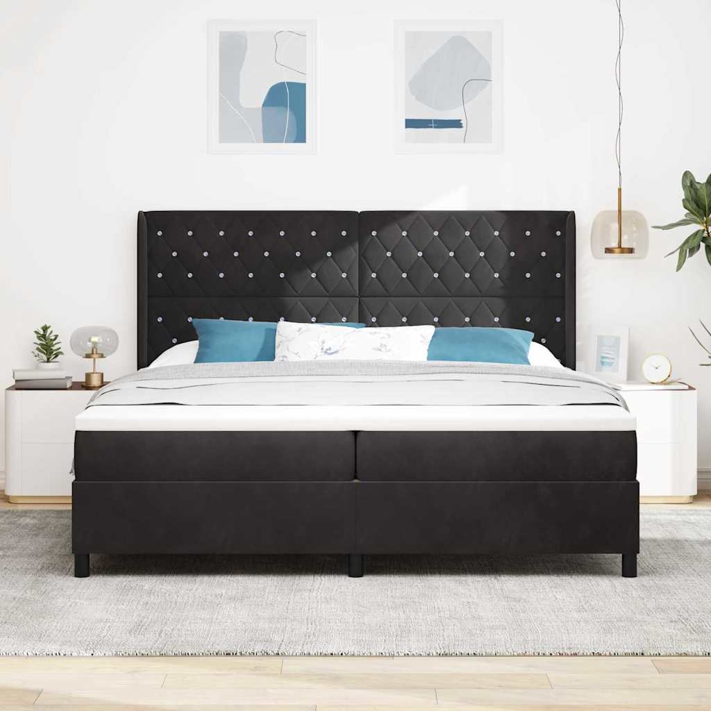 Boxspringbed met matras met LED Zwart 200 x 200 cm Fluweel